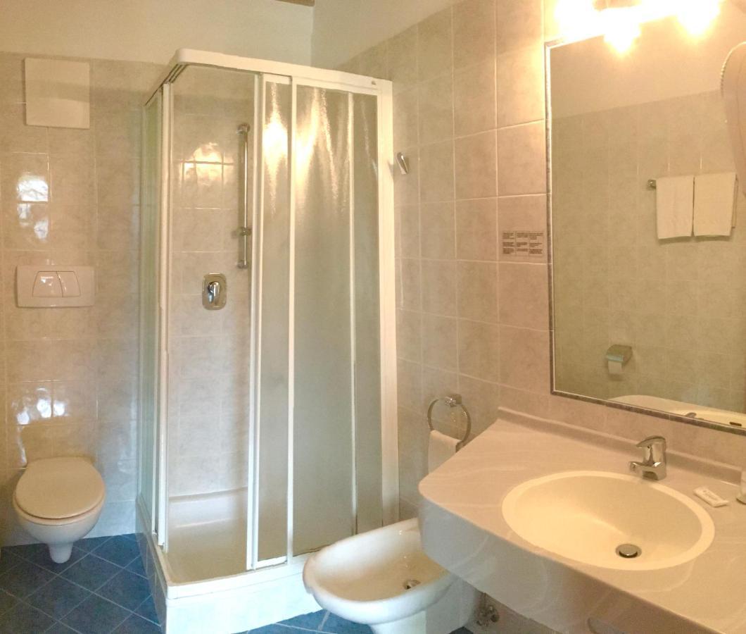 Hotel Turmwirt Ora / Auer Eksteriør bilde