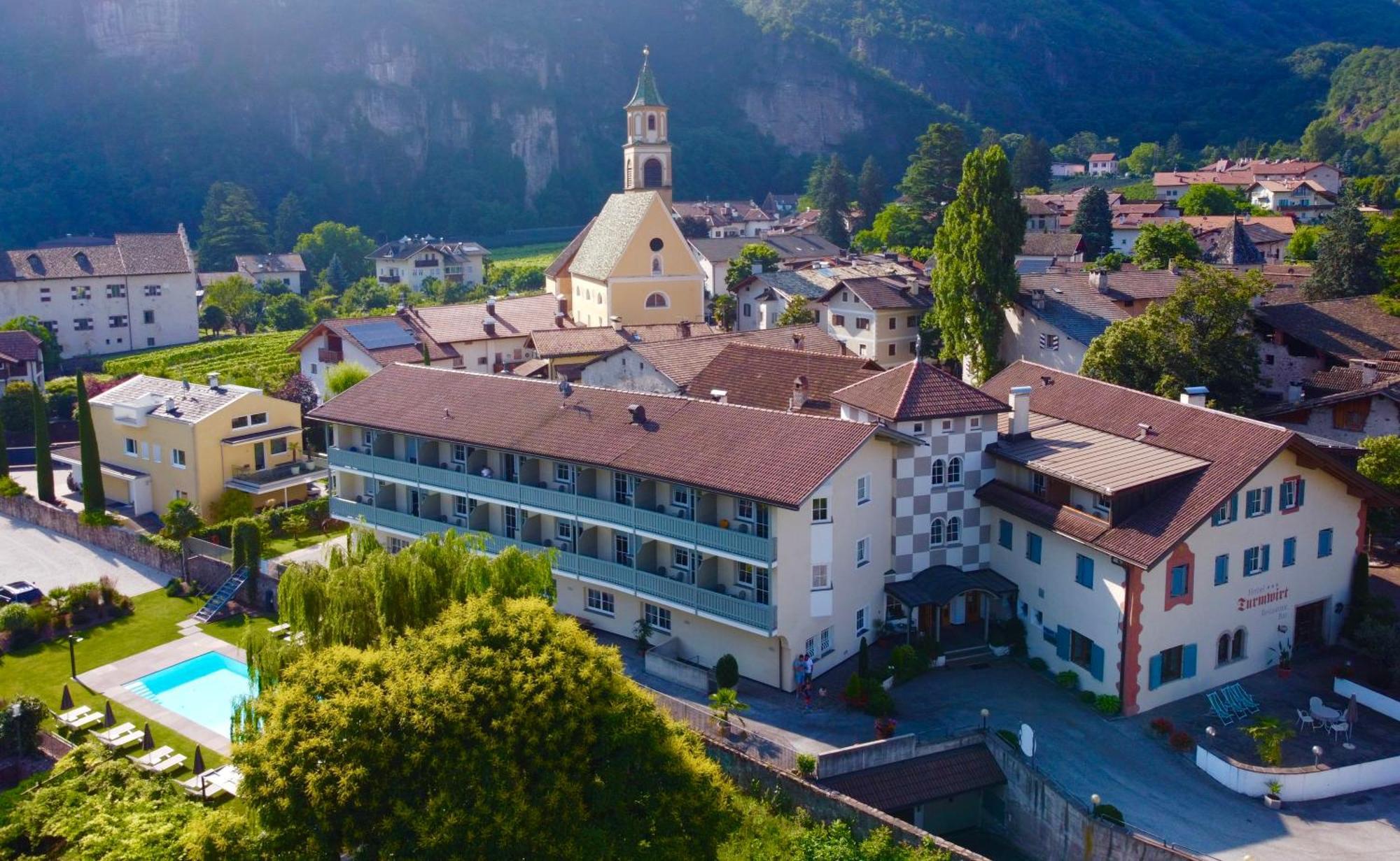 Hotel Turmwirt Ora / Auer Eksteriør bilde